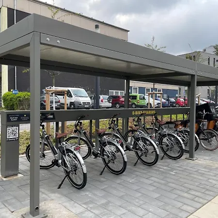 At A Prime Location - Near Messe 에센